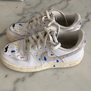 Nike kids sneakers Size 1Y